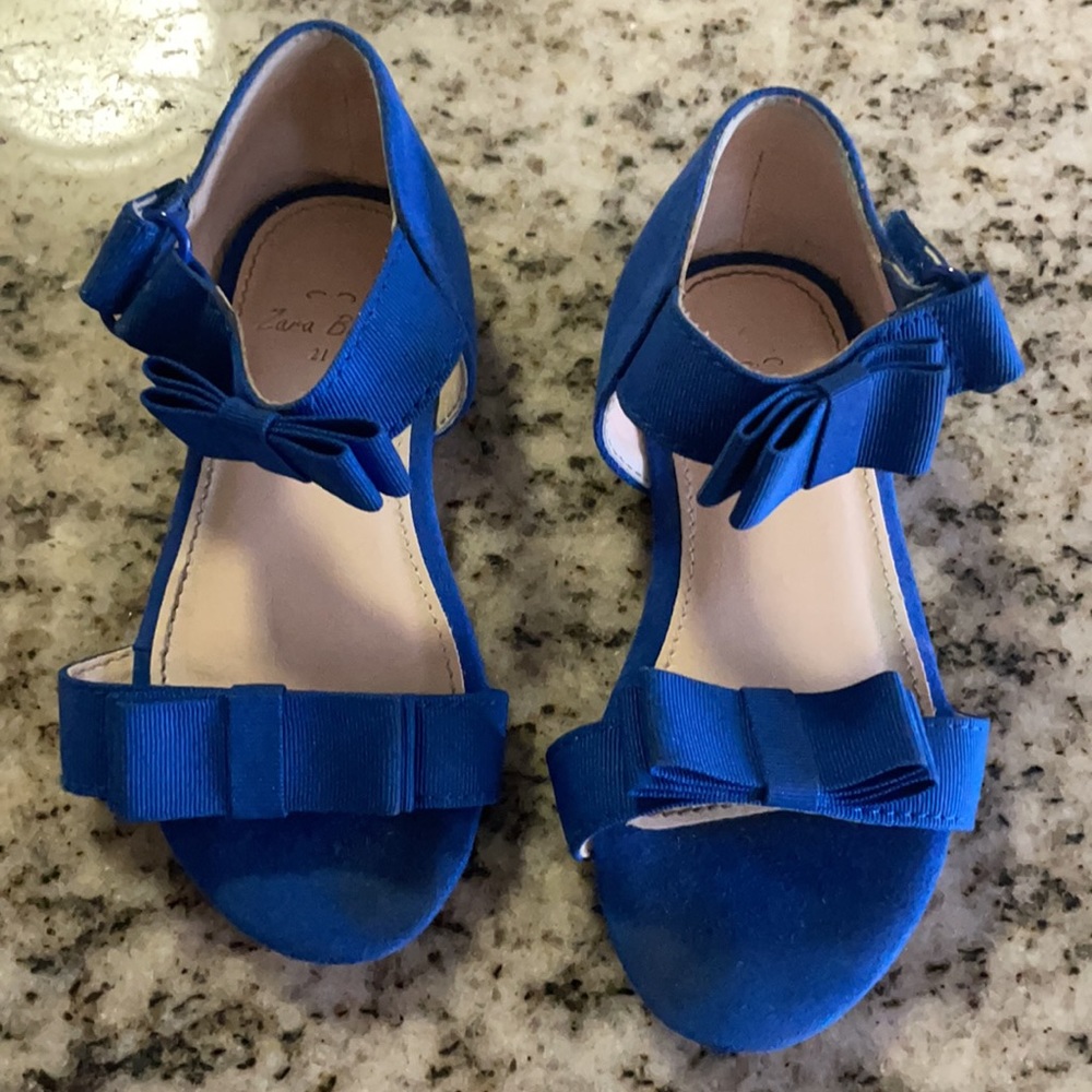 Blue suede Zara baby sandal